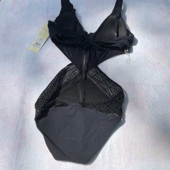 Gottex Turkiz Bathing Suit, Size 12 - Picture 6 of 13